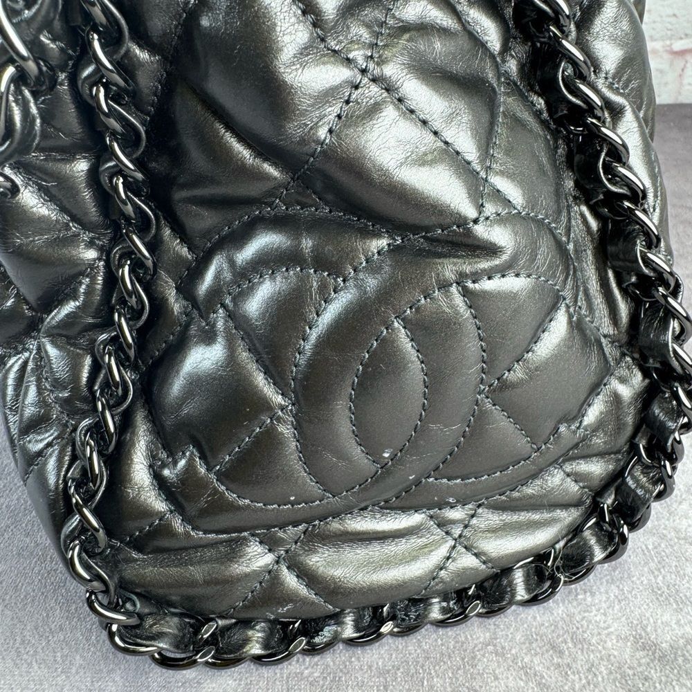 Chanel Gunmetal Leather Chain Me Quilted Bag - Picture 5 of 16